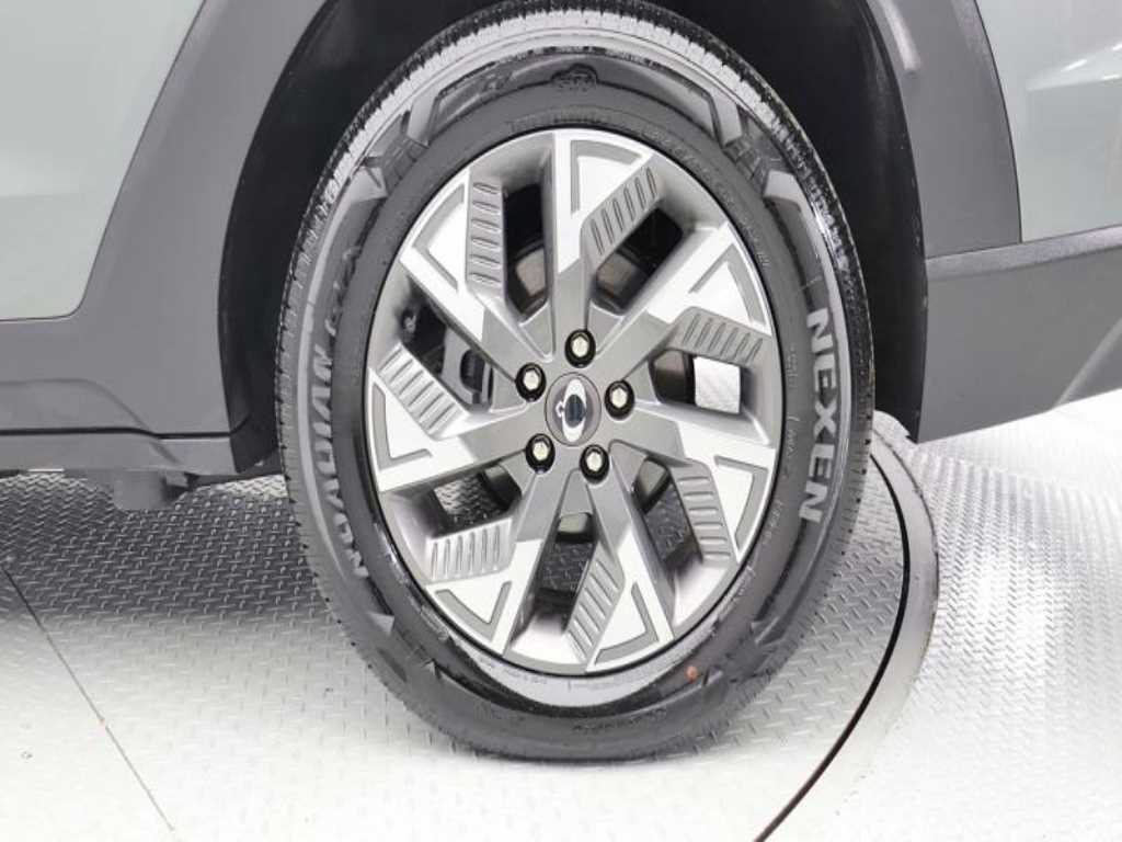 Ssangyong Torres - Vista 6