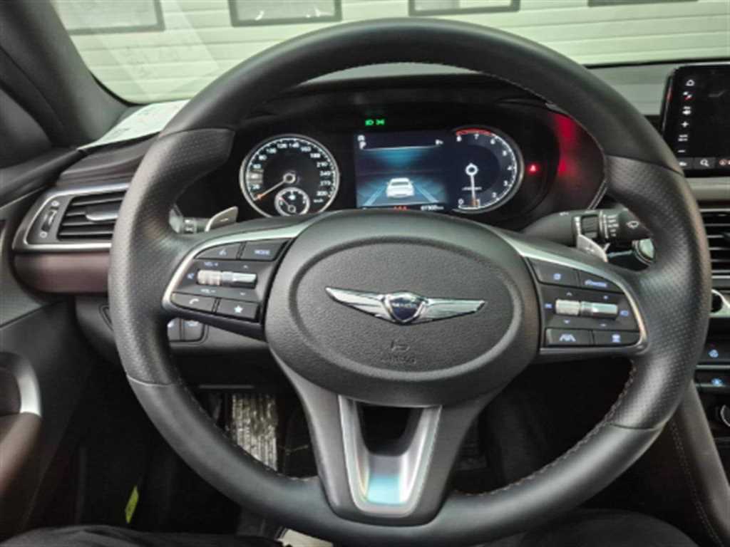 Genesis G70 - Vista 6