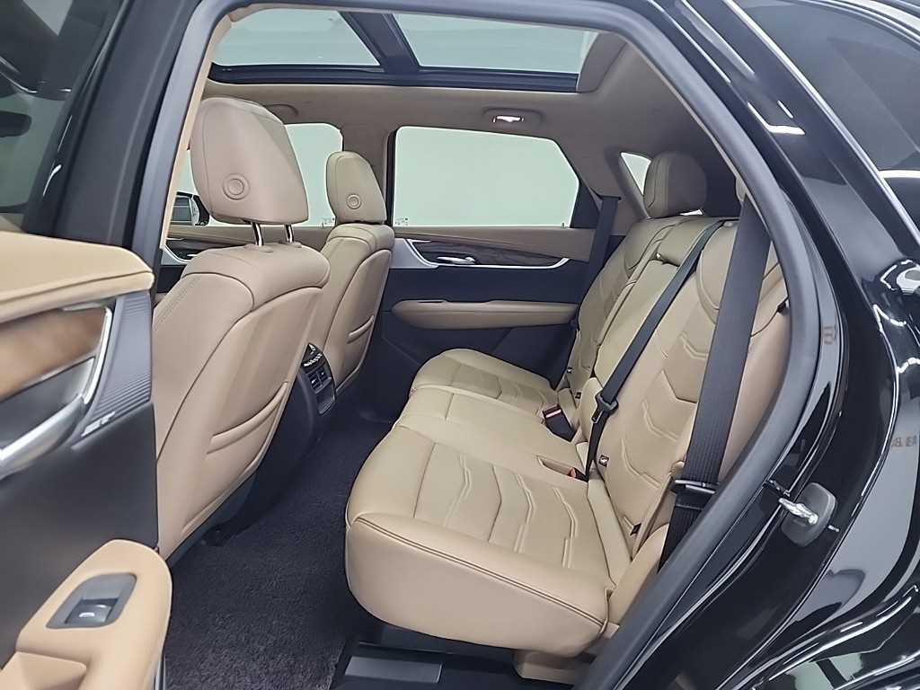 Cadillac XT5 - Vista 12