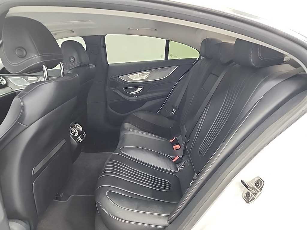 Mercedes Benz CLS Class - Vista 12