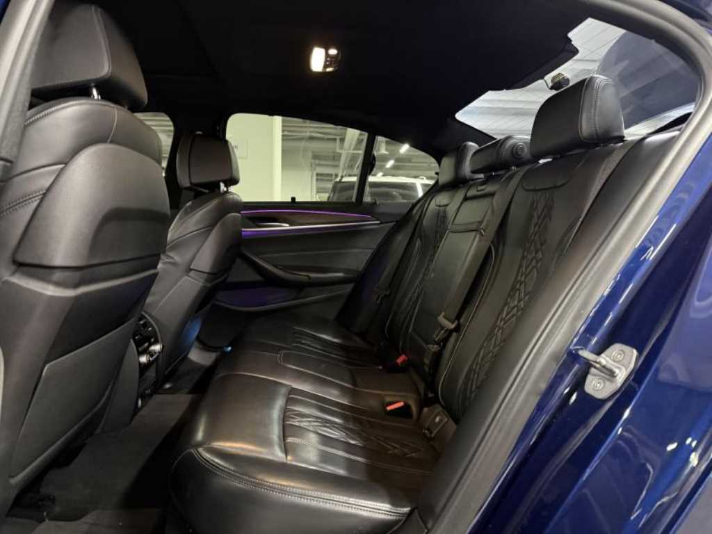 BMW 5 Series - Vista 7