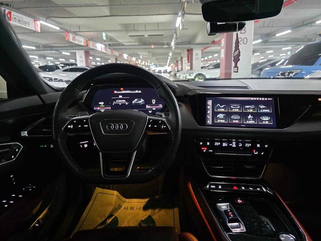 Audi e-Tron GT - Vista 6