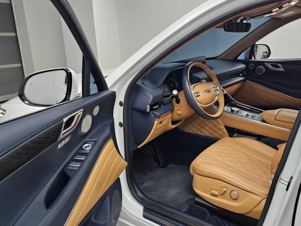 Genesis GV80 - Vista 11