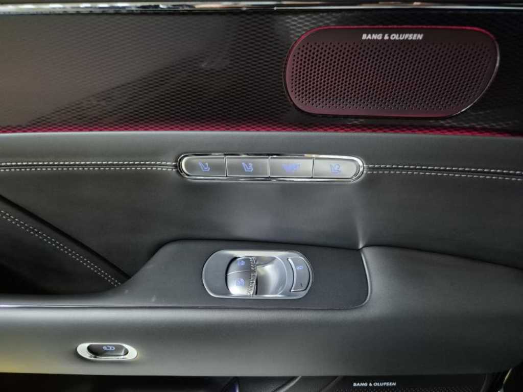 Genesis G90 2022 Negro - Importación desde Corea - HF Imports Iquique - Foto 13