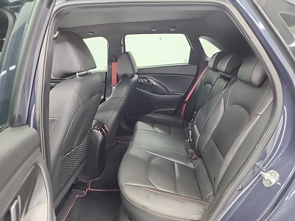 HYUNDAI i30 - Vista 12