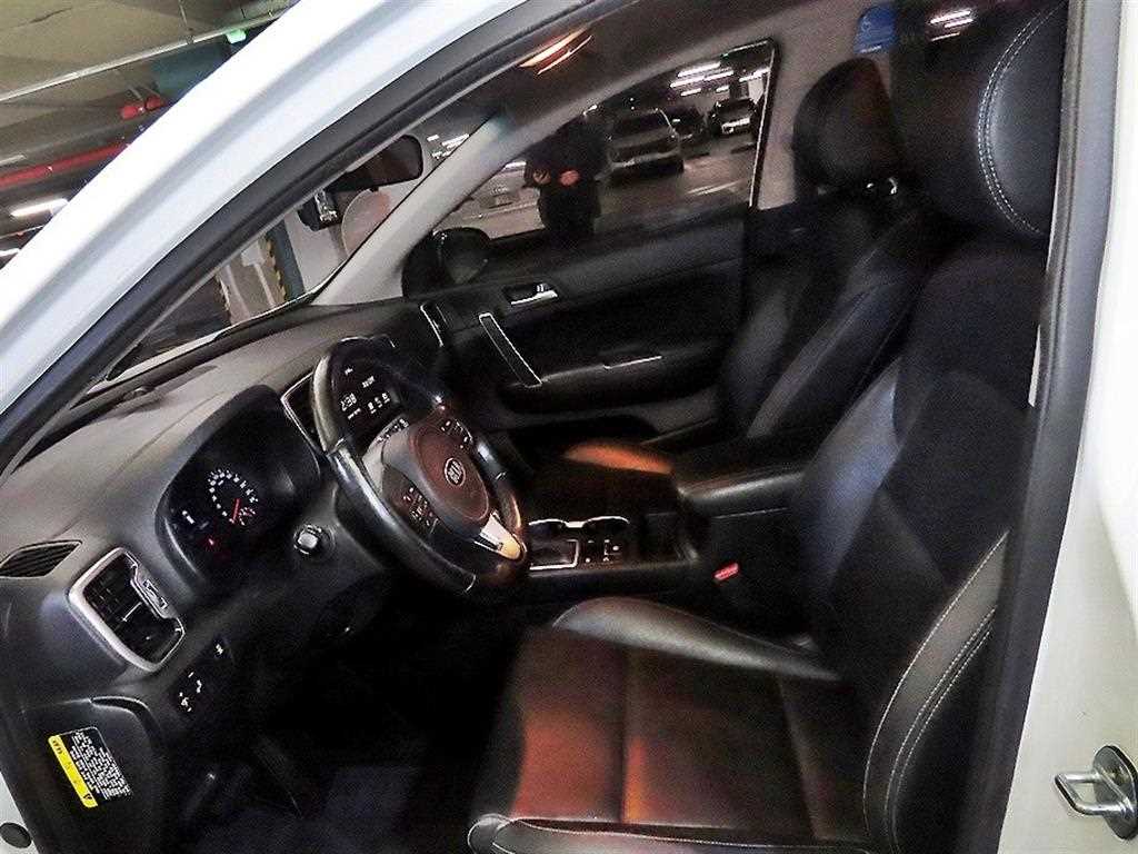 KIA Sportage - Vista 6