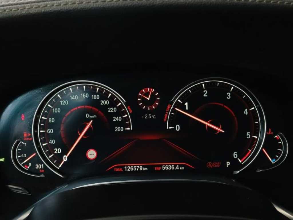 BMW 7 Series - Vista 11