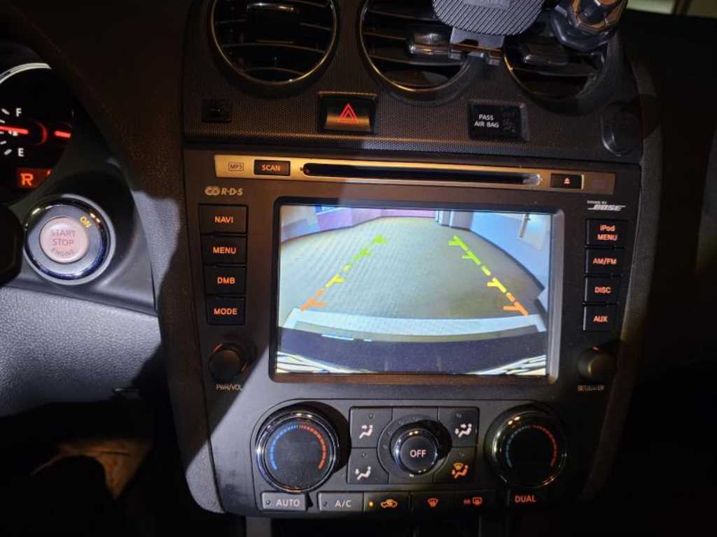 Nissan Altima - Vista 8