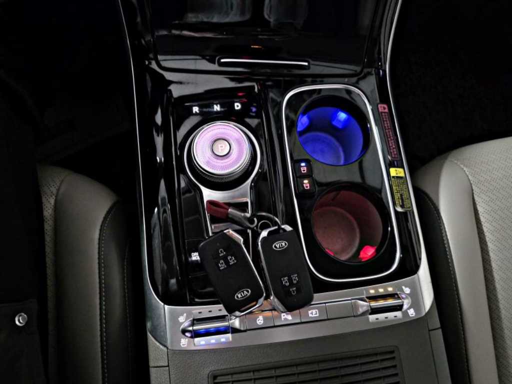 KIA Carnival 2021 Blanco - Importación desde Corea - HF Imports Iquique - Foto 19