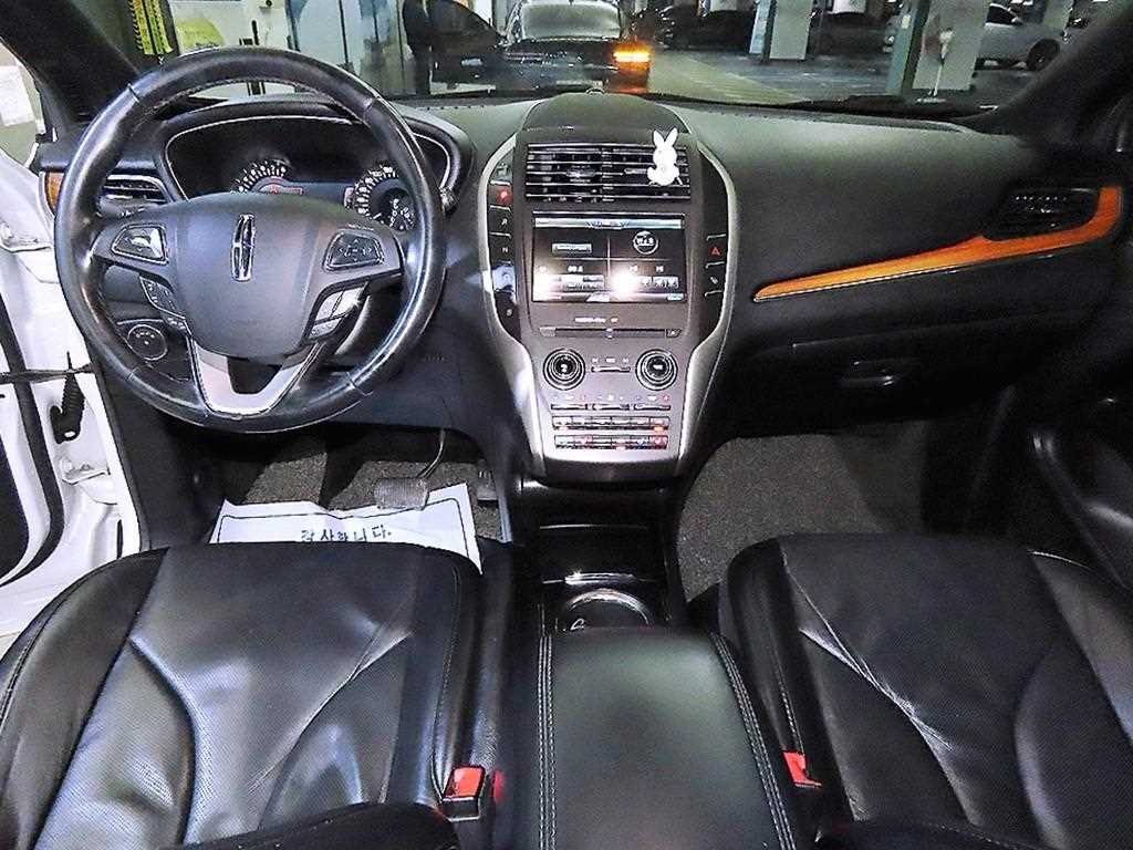 Lincoln MKC - Vista 10