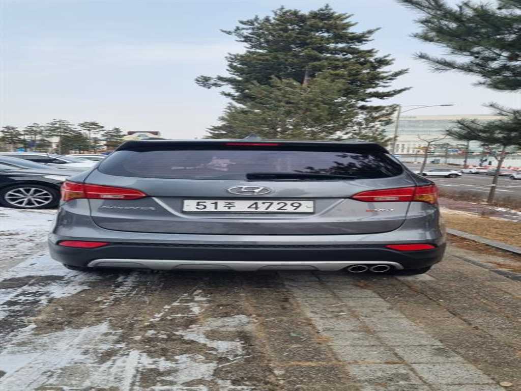 HYUNDAI Santa Fe - Vista 2