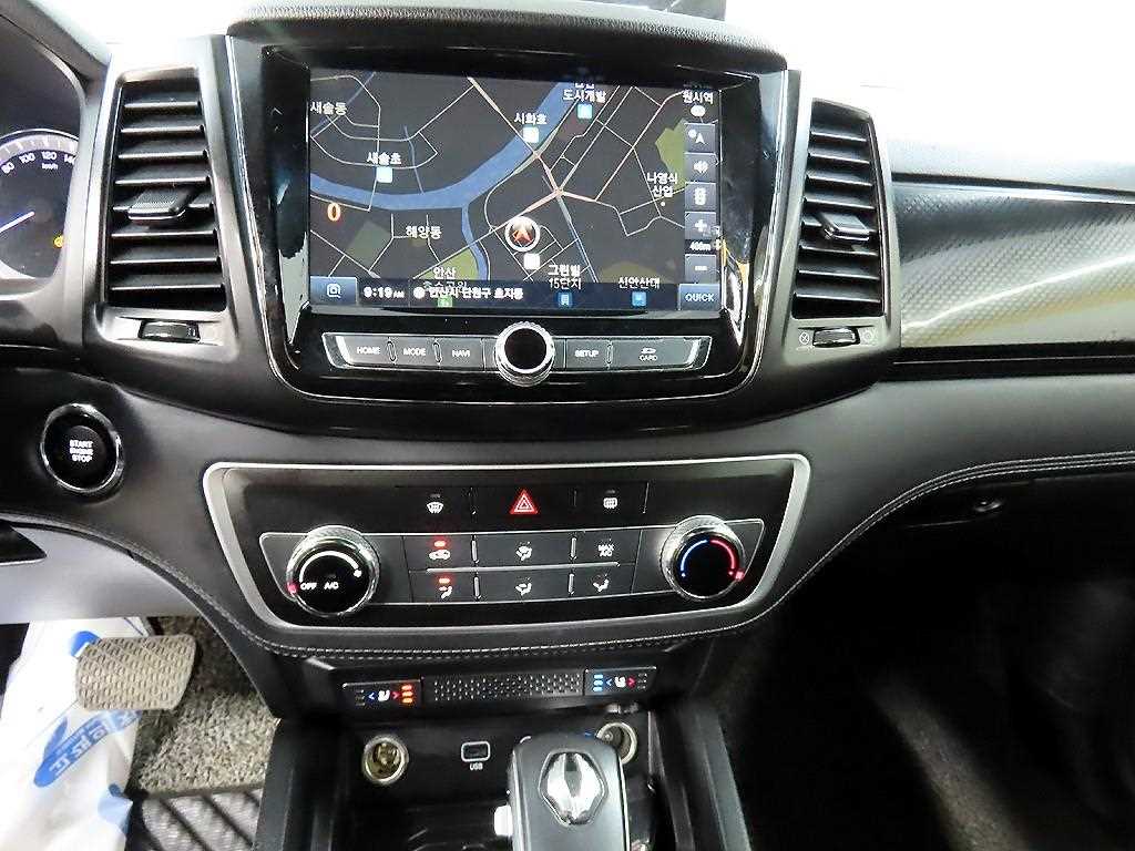 Ssangyong Rexton 2021 Gris - Importación desde Corea - HF Imports Iquique - Foto 14