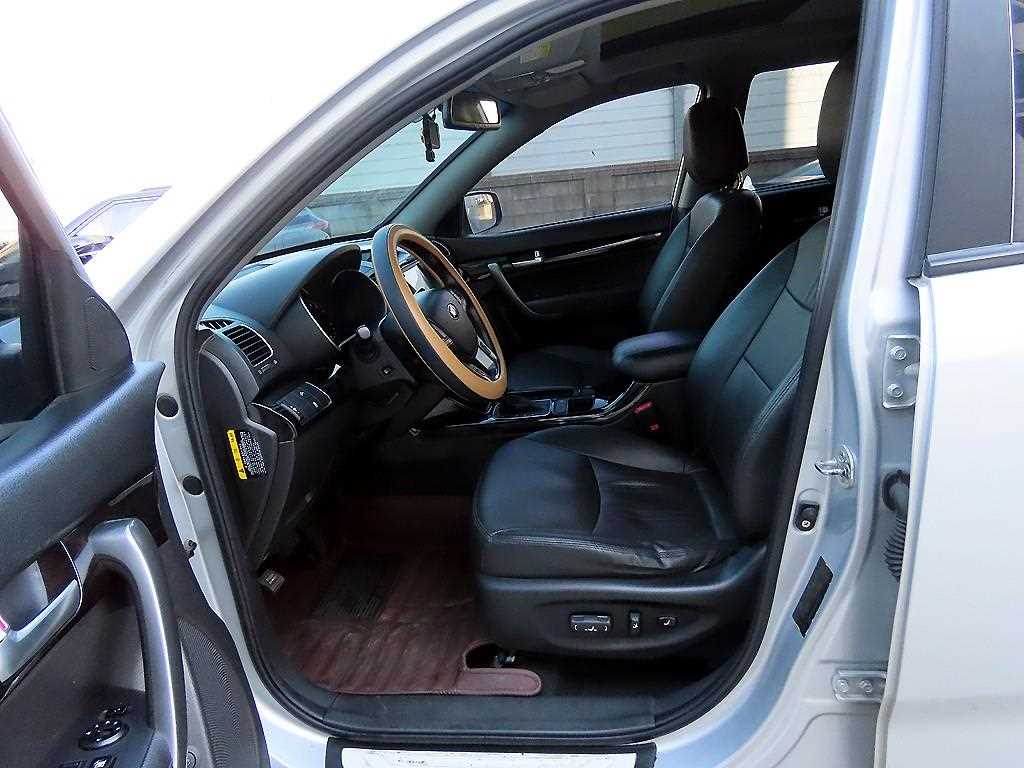 KIA Sorento - Vista 5