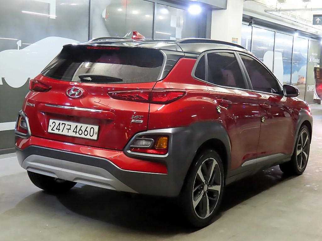 HYUNDAI Kona - Vista 4