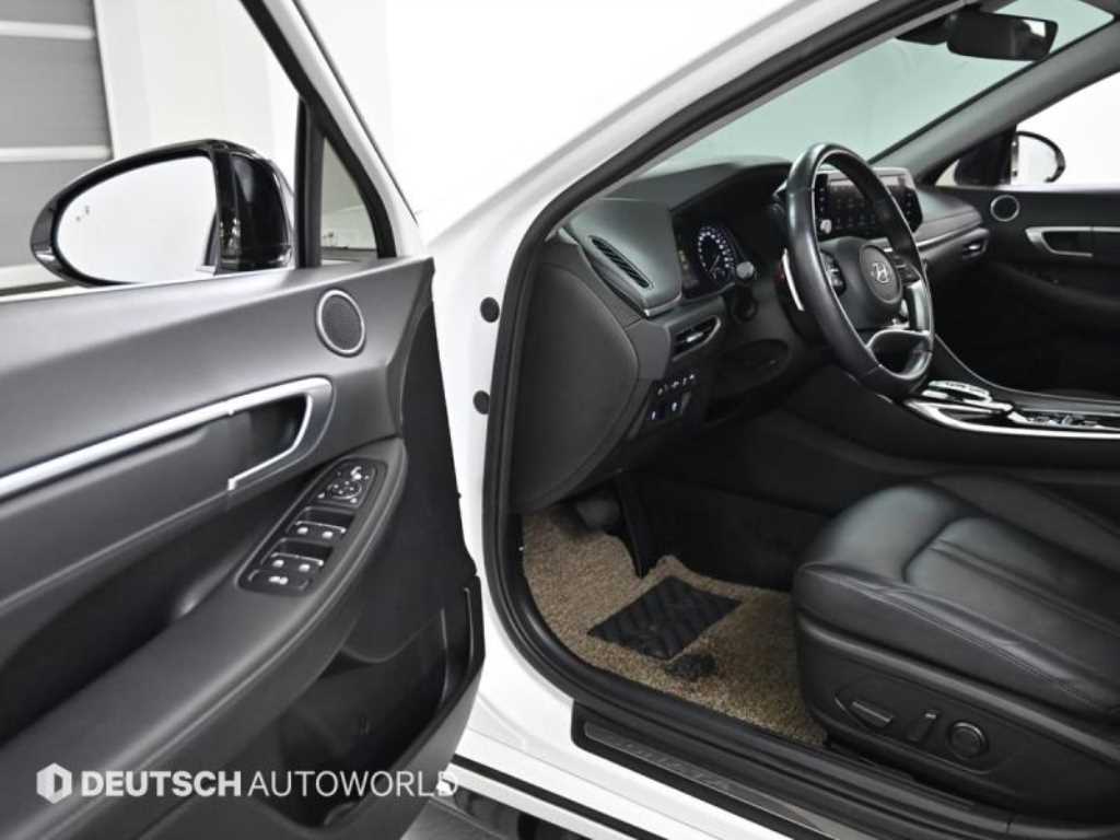 HYUNDAI Sonata - Vista 11