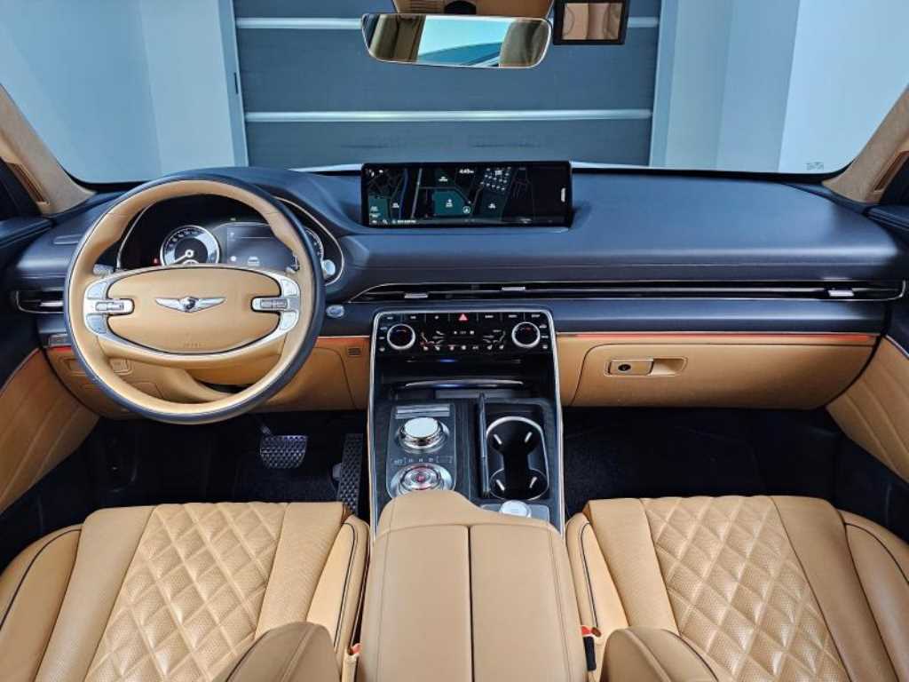 Genesis GV80 - Vista 7