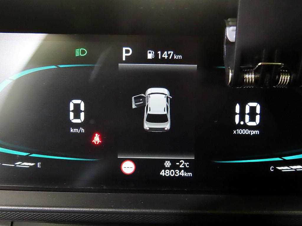 HYUNDAI Casper - Vista 9