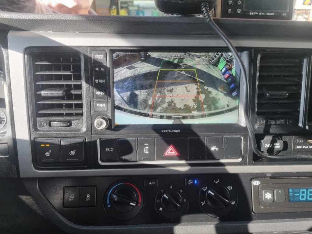 medium and large cargo truck 2023 Blanco - Importación desde Corea - HF Imports Iquique - Foto 14