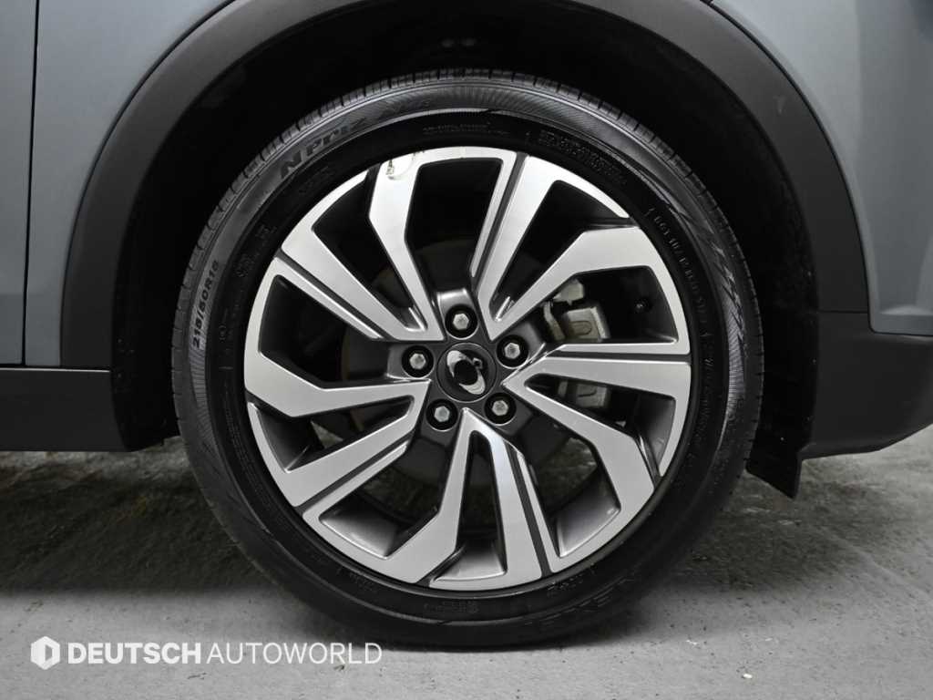 Ssangyong Tivoli - Vista 5