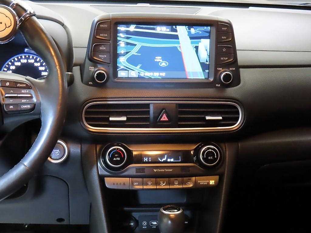 HYUNDAI Kona - Vista 11