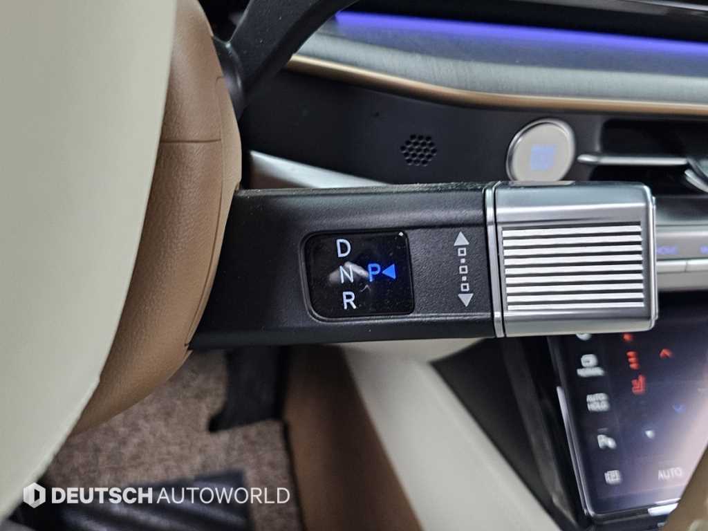 HYUNDAI Grandeur - Vista 9