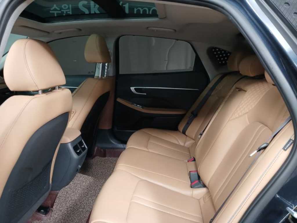 HYUNDAI Sonata - Vista 8