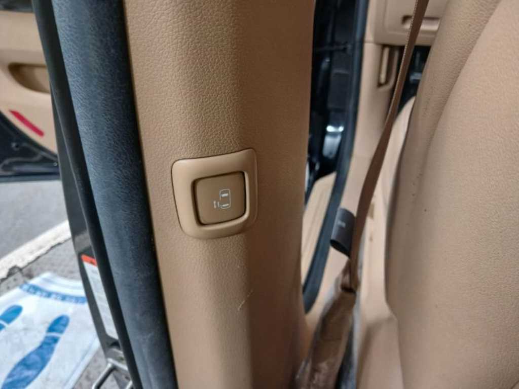 KIA Carnival 2019 Negro - Importación desde Corea - HF Imports Iquique - Foto 17