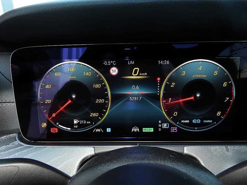 Mercedes Benz E class - Vista 9