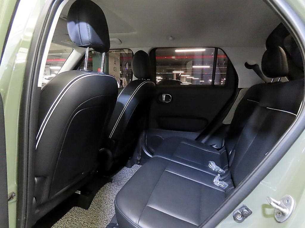 HYUNDAI Casper - Vista 7