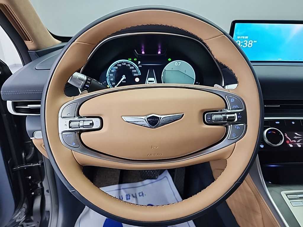 Genesis GV80 - Vista 9