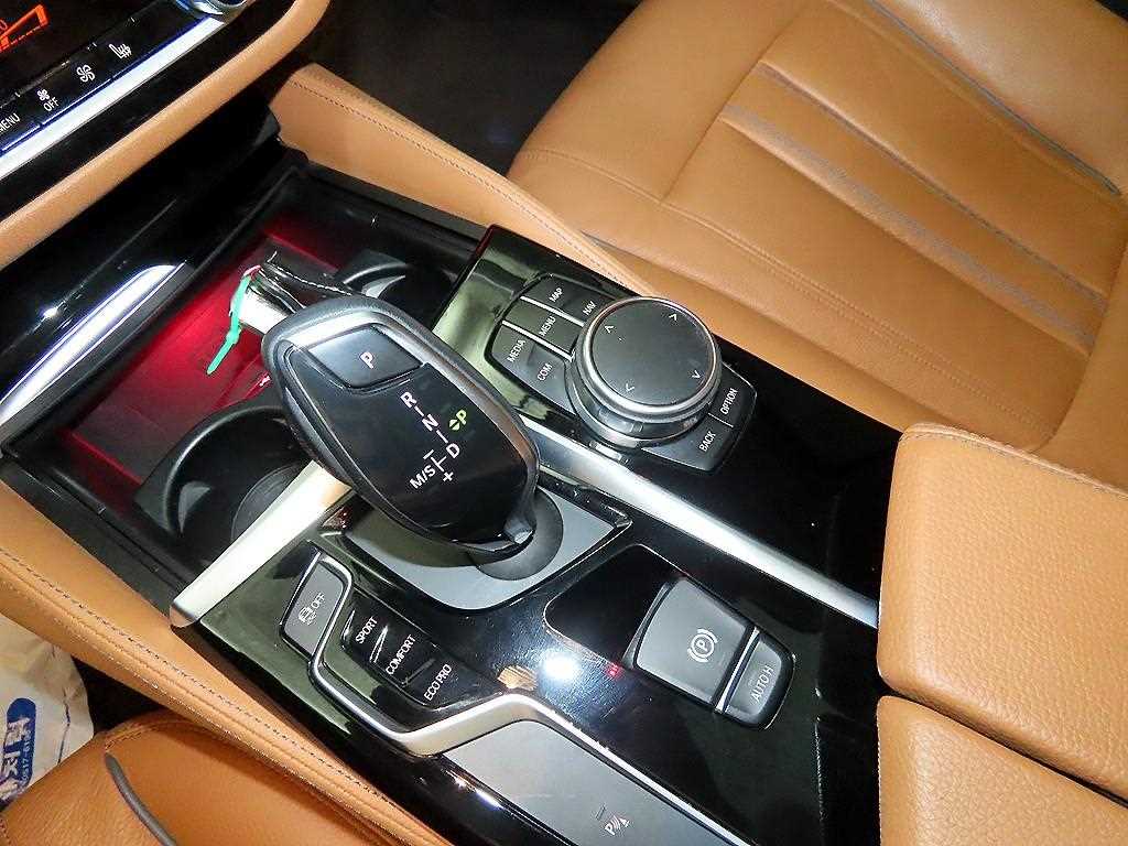 BMW 5 Series - Vista 12