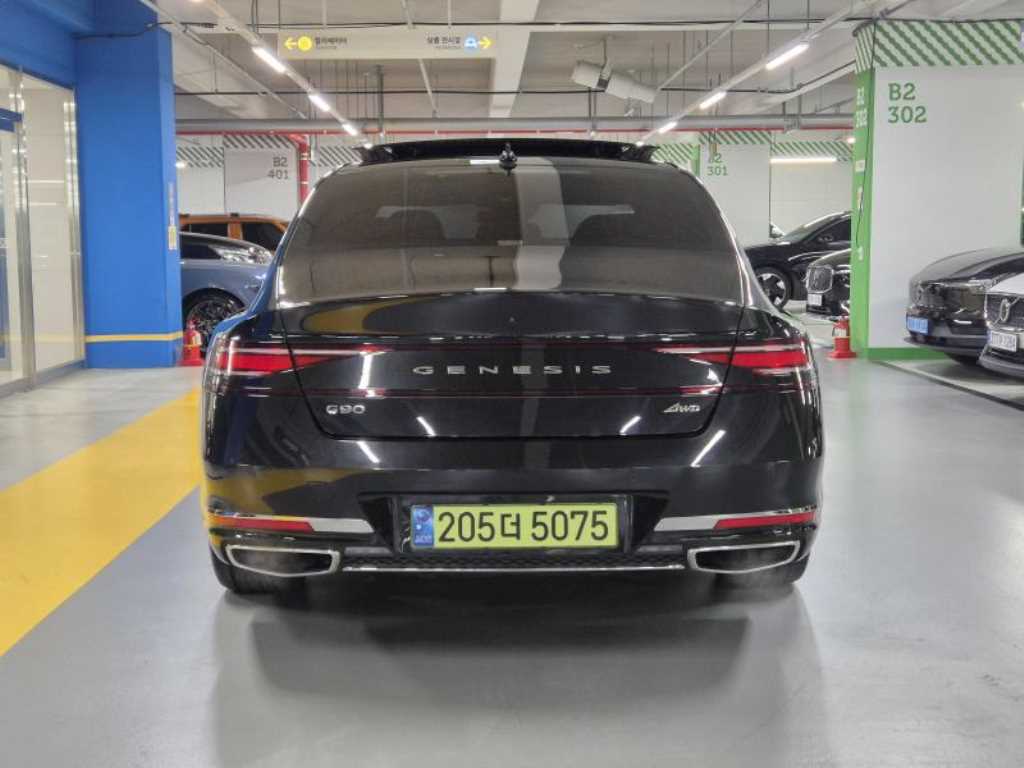 Genesis G90 - Vista 4