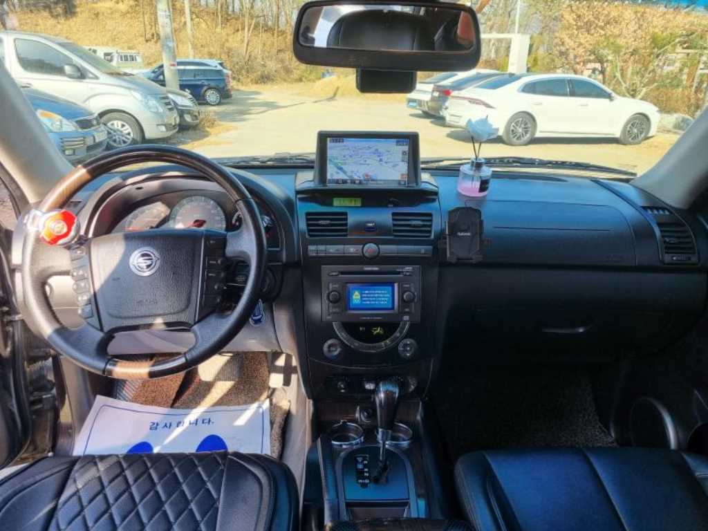 Ssangyong Rexton - Vista 8