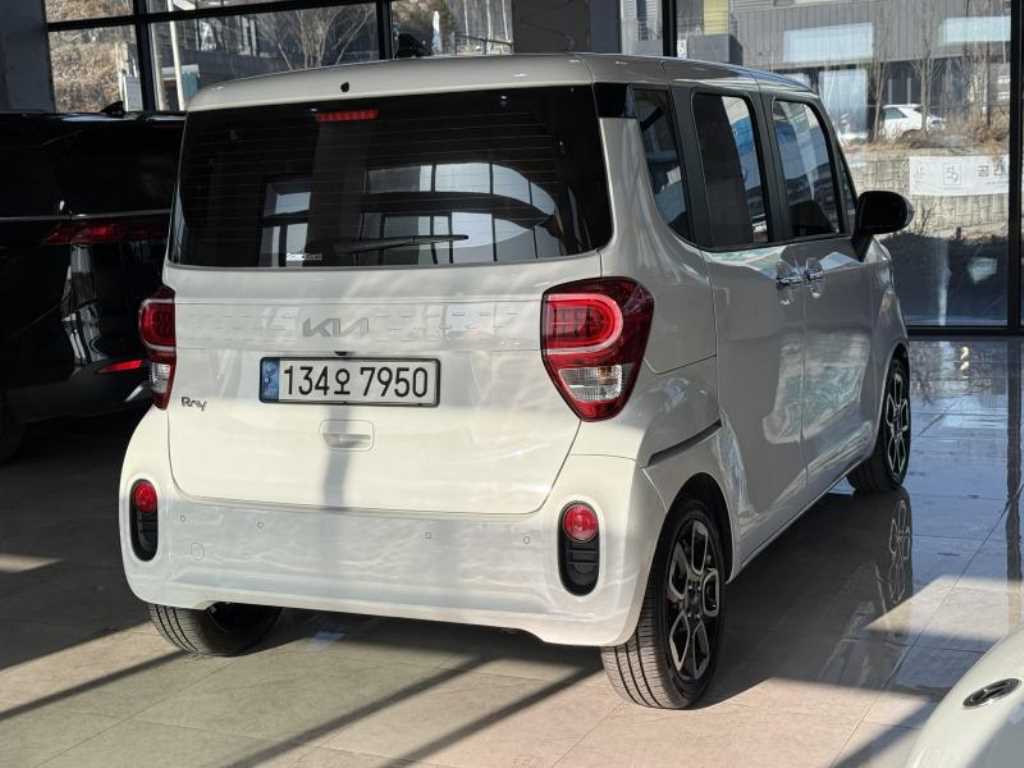 KIA Ray - Vista 4