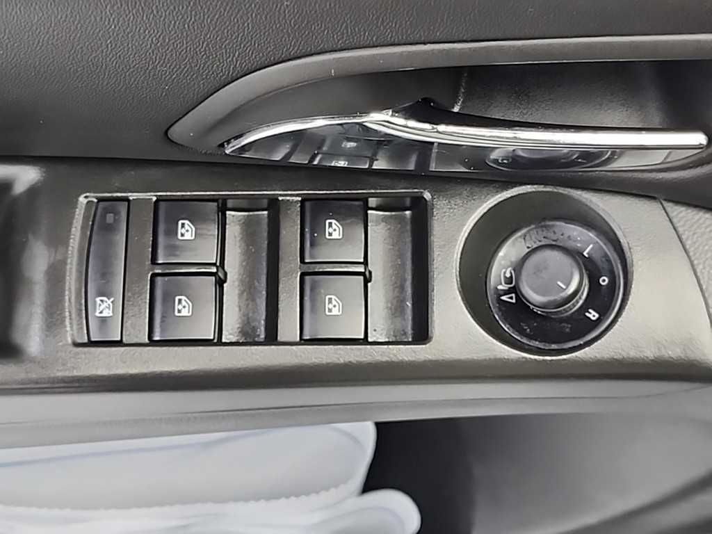 Chevrolet Cruise 2011 Blanco - Importación desde Corea - HF Imports Iquique - Foto 16