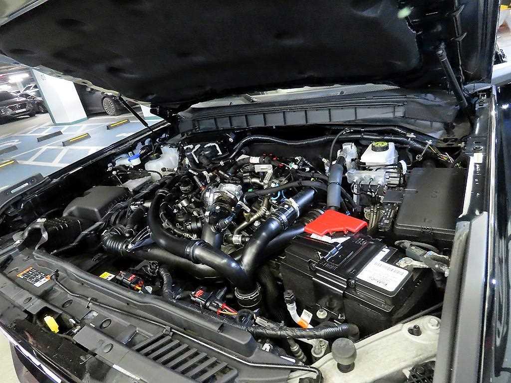 Ford Bronco 2023 Negro - Importación desde Corea - HF Imports Iquique - Foto 17