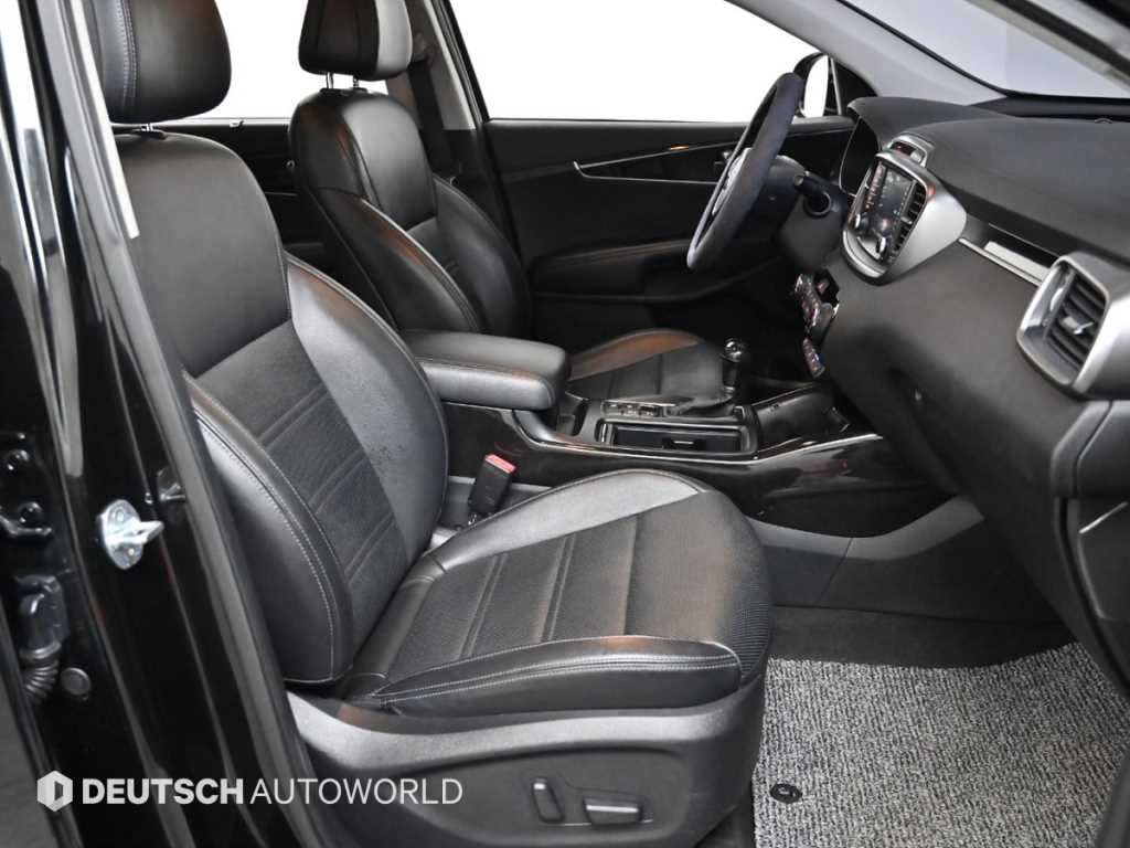 KIA Sorento - Vista 10