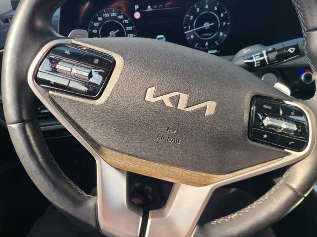 KIA K8 - Vista 11