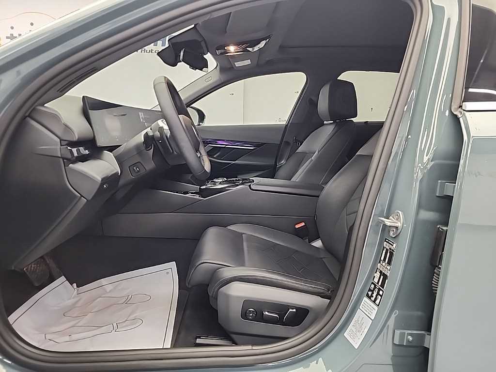 BMW 5 Series - Vista 11