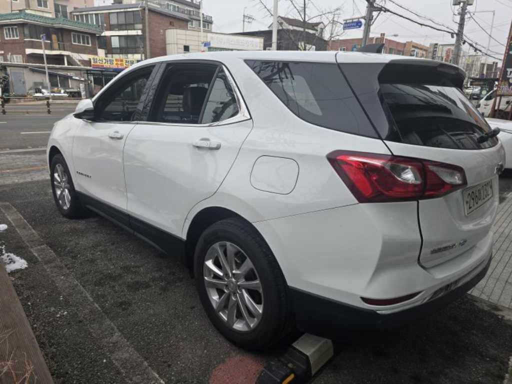 Chevrolet Equinox - Vista 4