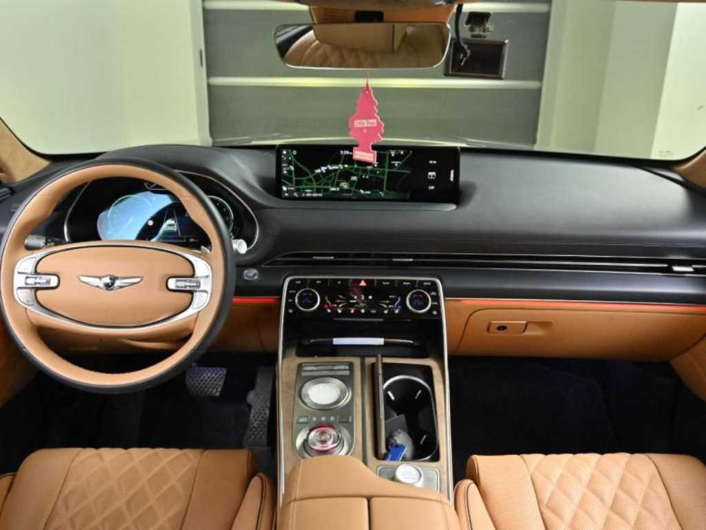 Genesis GV80 - Vista 7