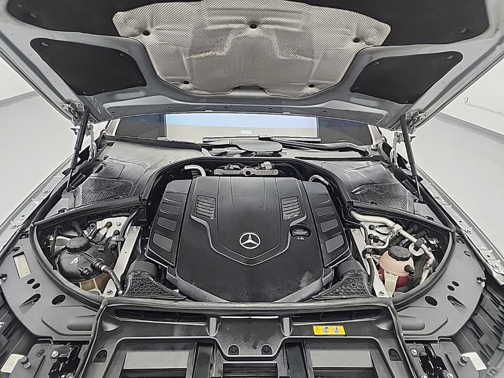 Mercedes Benz S Class - Vista 5