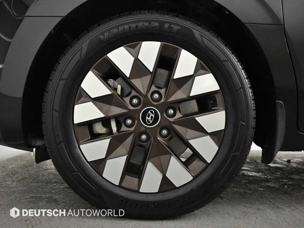 HYUNDAI Staria - Vista 5