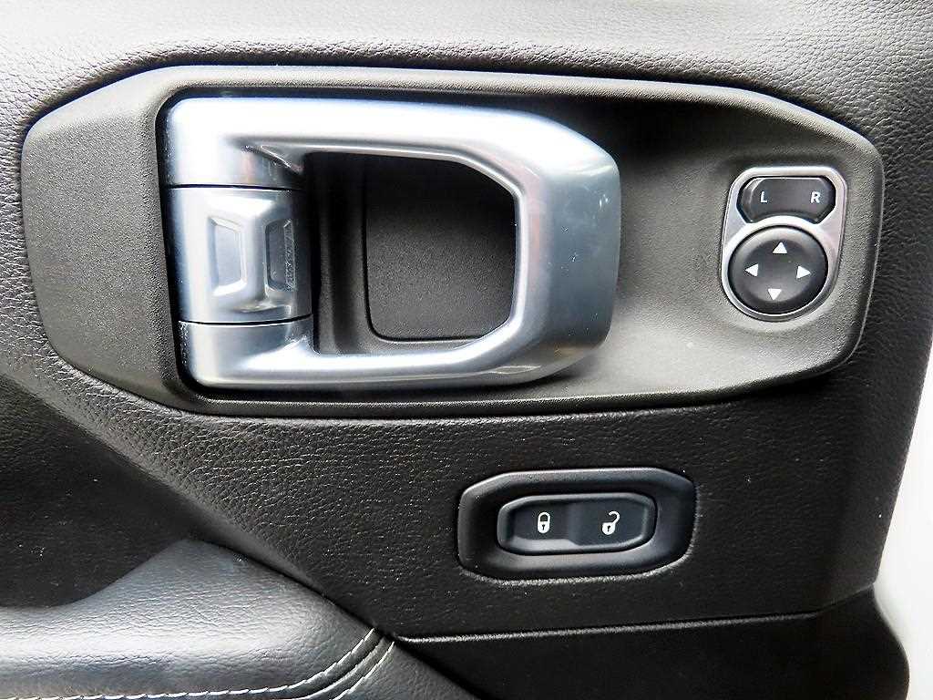 Jeep Wrangler - Vista 11