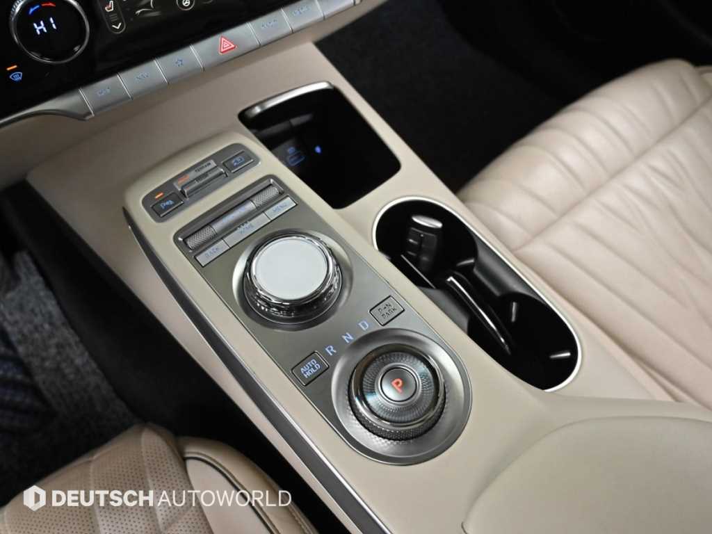 Genesis GV70 - Vista 9