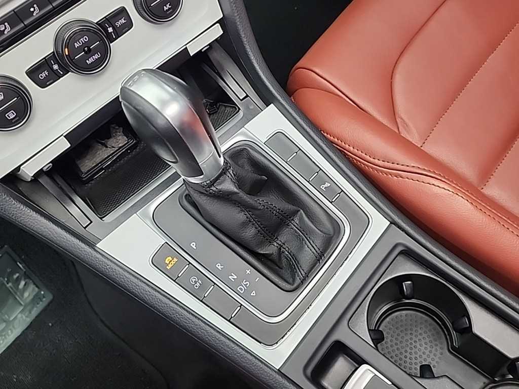 Volkswagen Golf - Vista 8