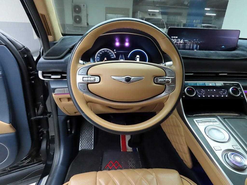 Genesis GV80 - Vista 8