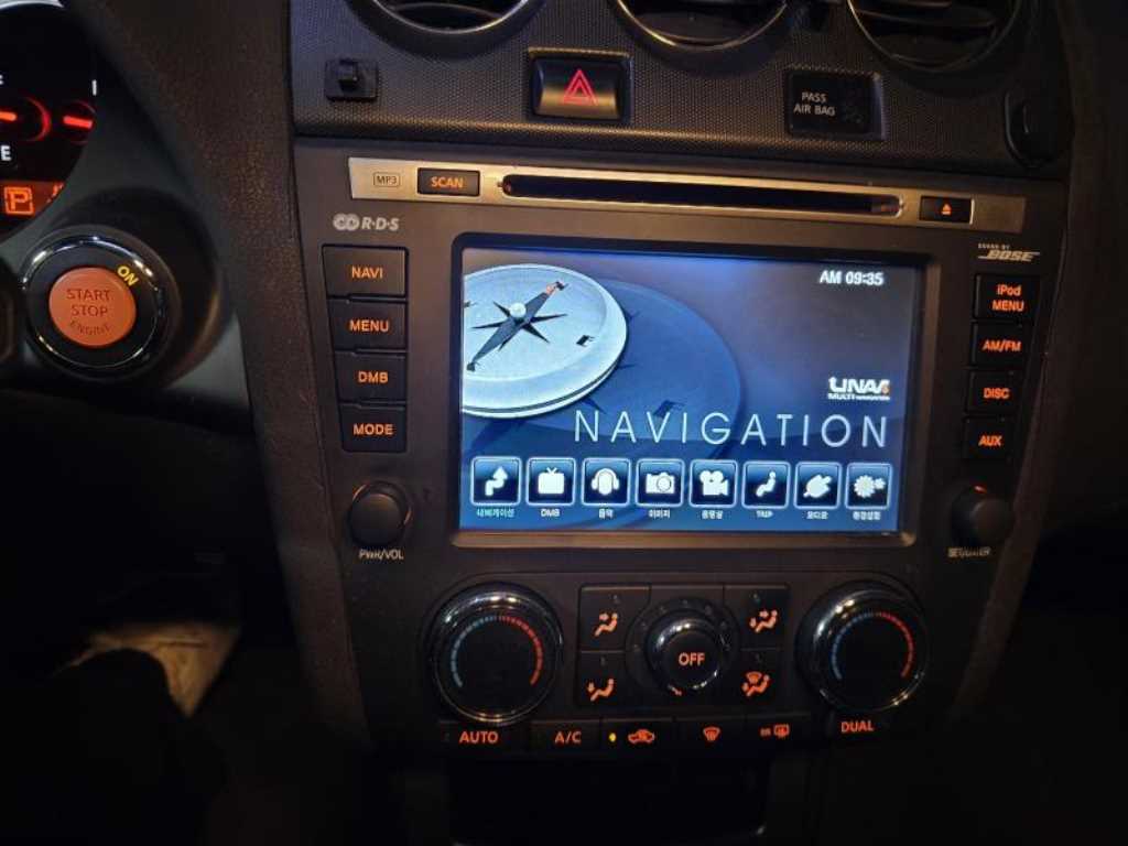 Nissan Altima - Vista 7