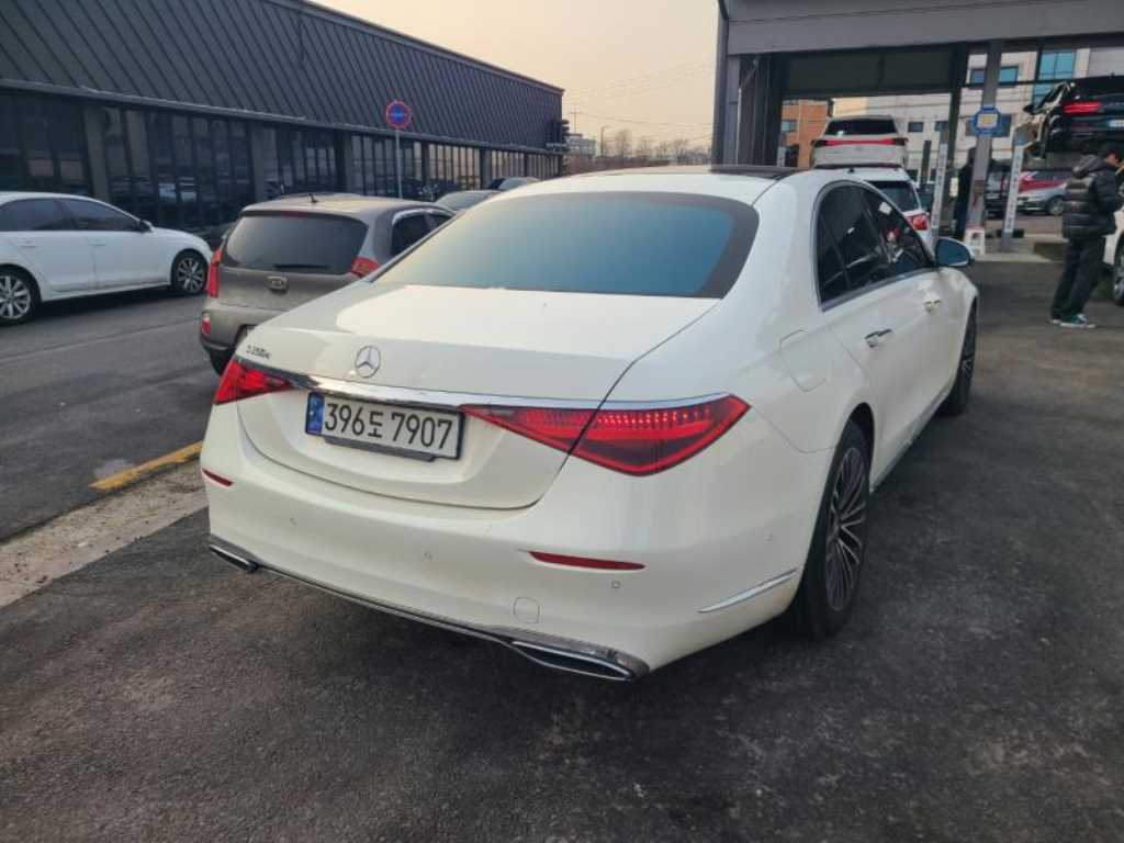 Mercedes Benz S Class - Vista 5