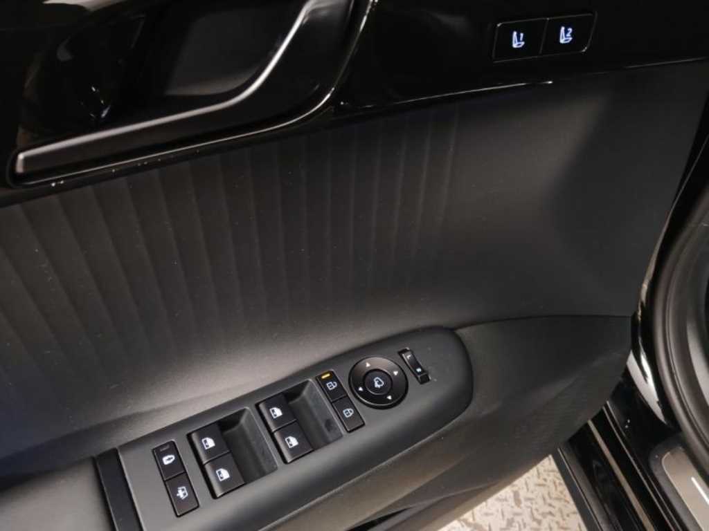 HYUNDAI Grandeur - Vista 9